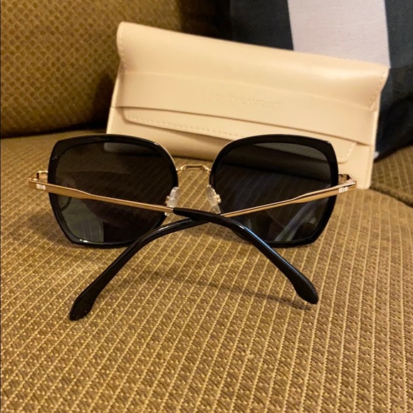 Mio Sunglasses - Picture 2 of 4